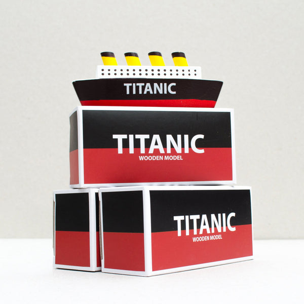 Cowfield Design - Mini Titanic model